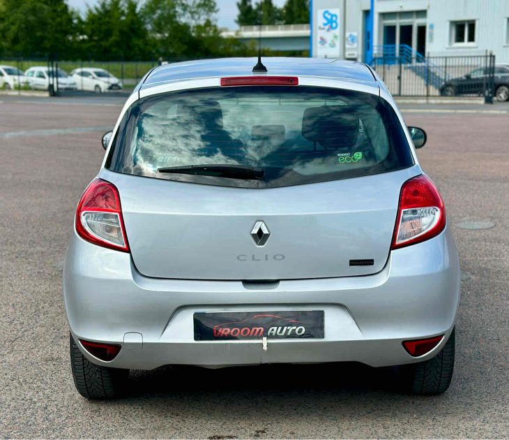 Renault  Clio 1.5 dCi 1461cm3 75cv ECO2 BUSINESS CLIM TOMTOM