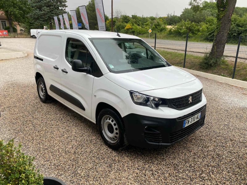 PEUGEOT PARTNER Camionnette/Monospace 2020