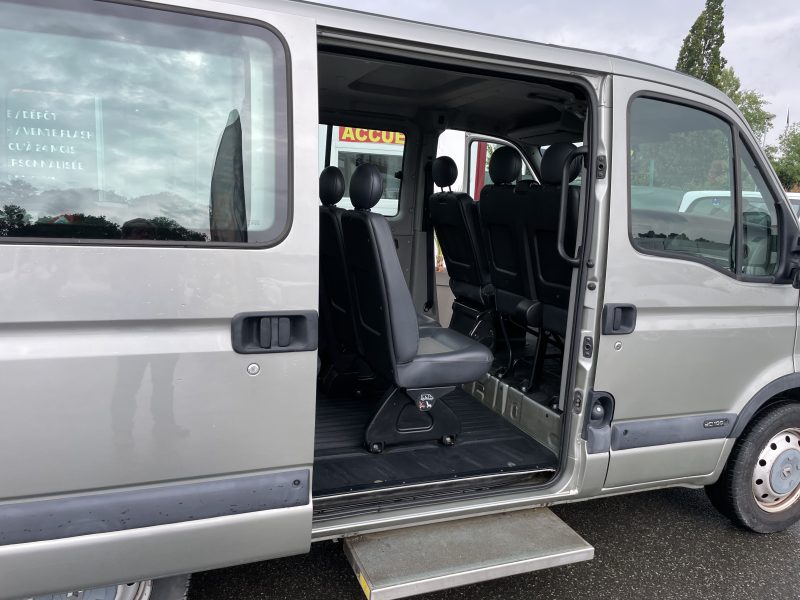 RENAULT  MASTER II MINIBUS 9 Places 2009