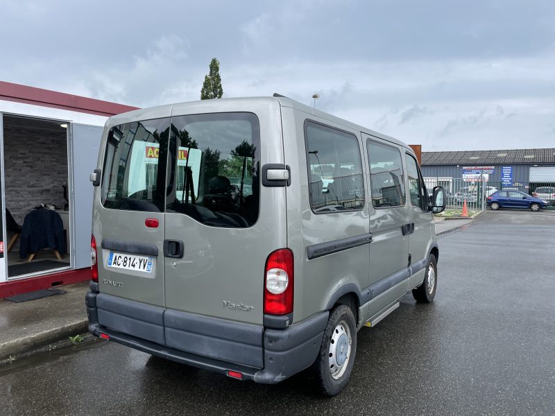 RENAULT  MASTER II MINIBUS 9 Places 2009