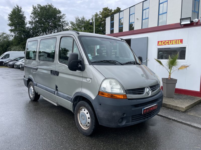 RENAULT  MASTER II MINIBUS 9 Places 2009