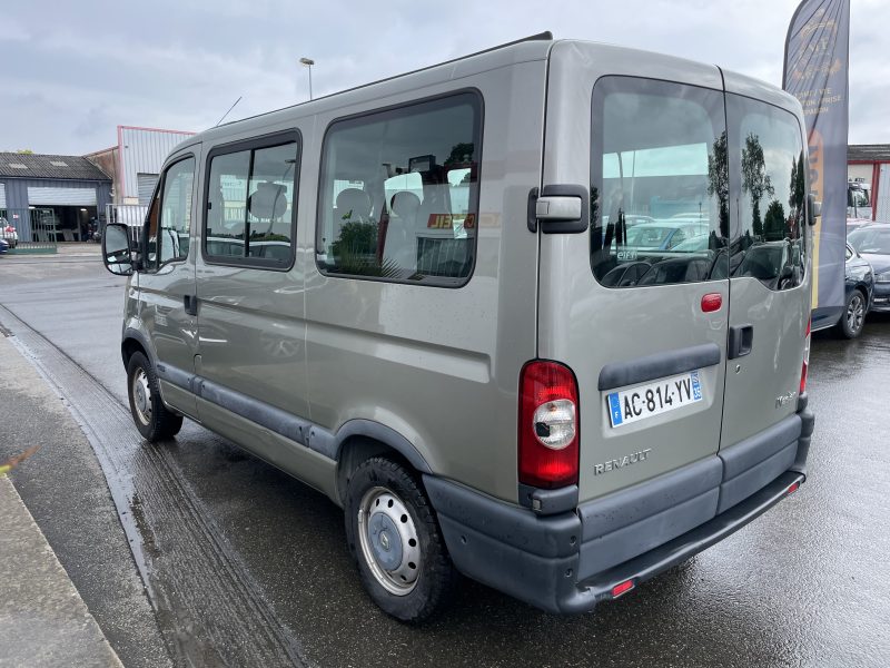 RENAULT  MASTER II MINIBUS 9 Places 2009