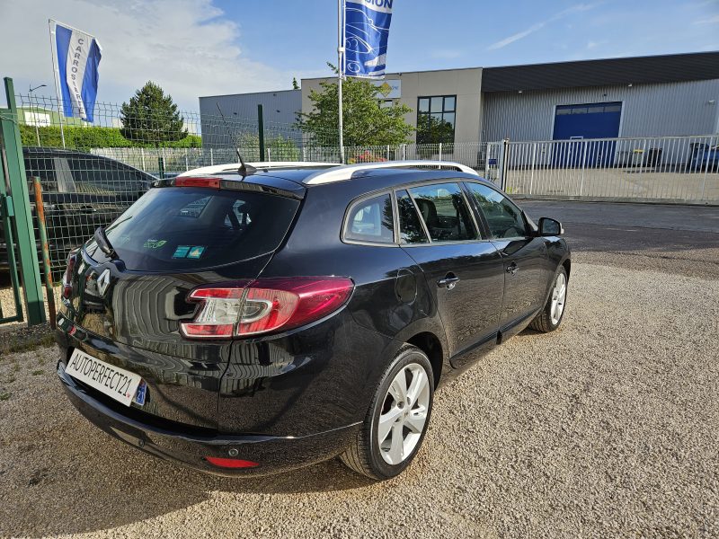 RENAULT MEGANE III Grandtour 2012