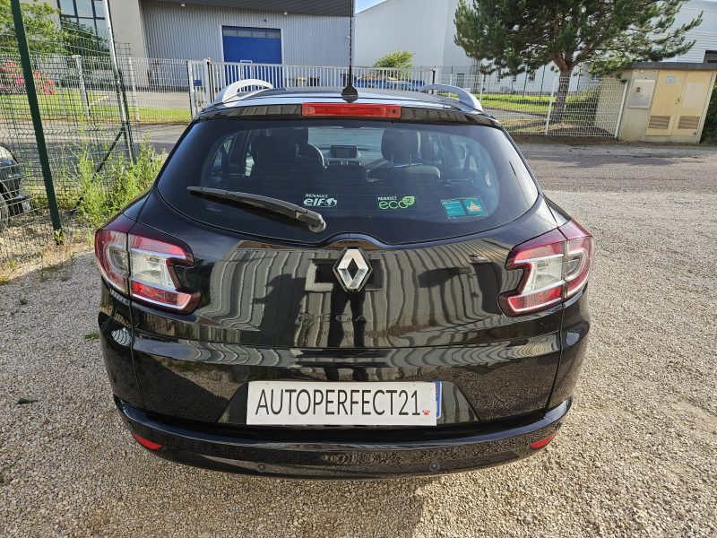 RENAULT MEGANE III Grandtour 2012