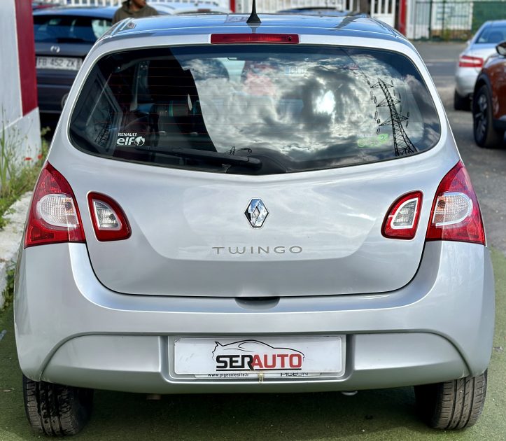 RENAULT TWINGO II 2013