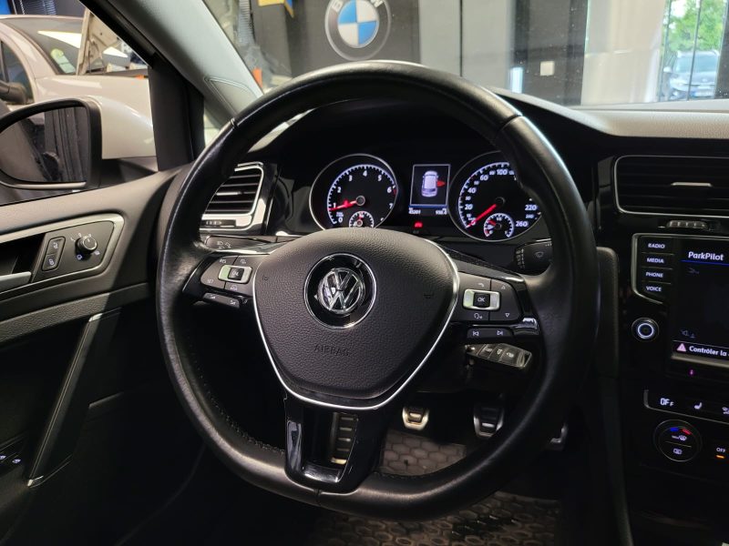 VOLKSWAGEN GOLF VII 1.4 TSI 150cv ALLSTAR / TOIT OUVRANT+CARPLAY+CAMÉRA DE RECUL+SIÈGES CHAUFFANTS+E