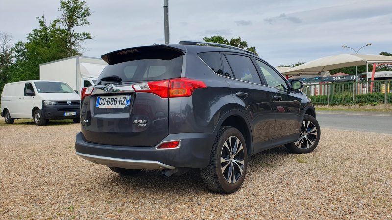 TOYOTA RAV 4 IV 2015