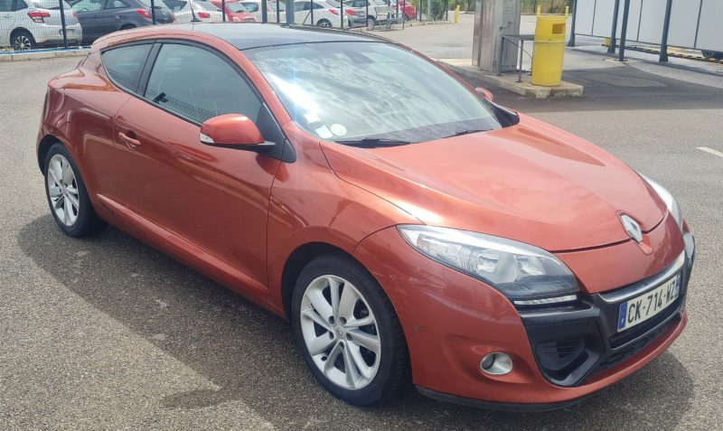 RENAULT MEGANE III Coupé 2012