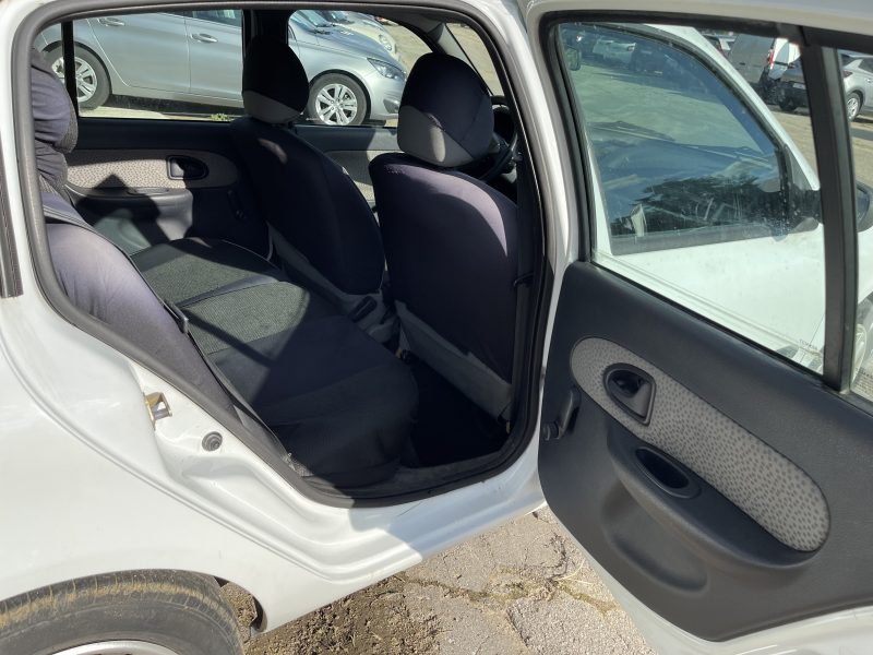 RENAULT CLIO 2006