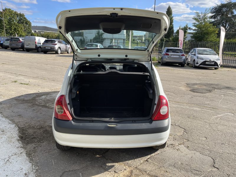 RENAULT CLIO 2006