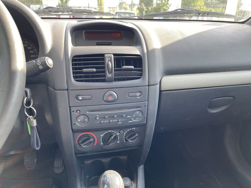 RENAULT CLIO 2006