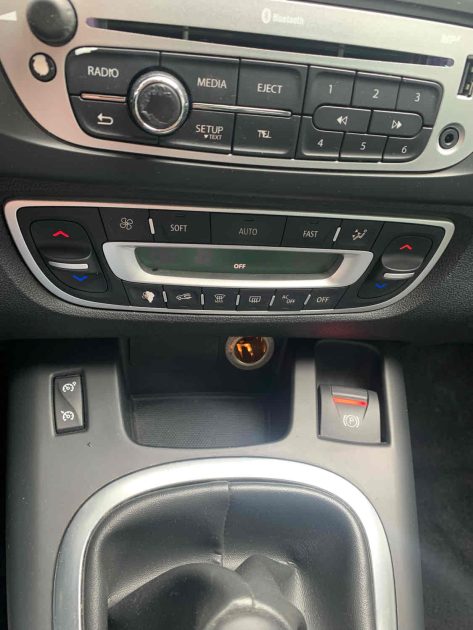 RENAULT MEGANE SCENIC 2012