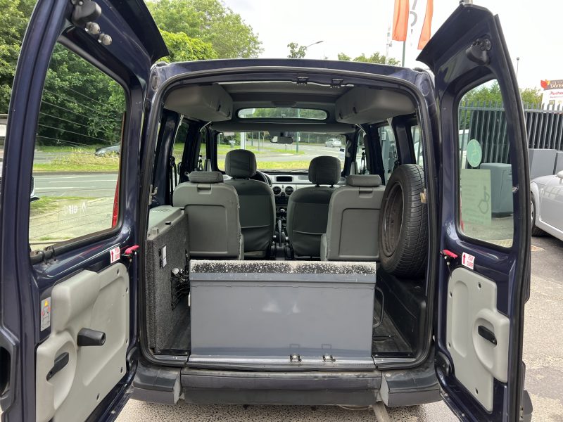 RENAULT KANGOO (2) TPMR 1.5 DCI 80 AMENAGE TRANSPORT HANDICAPE FAUTEUIL / 5 PORTES - GARANTIE 1 AN