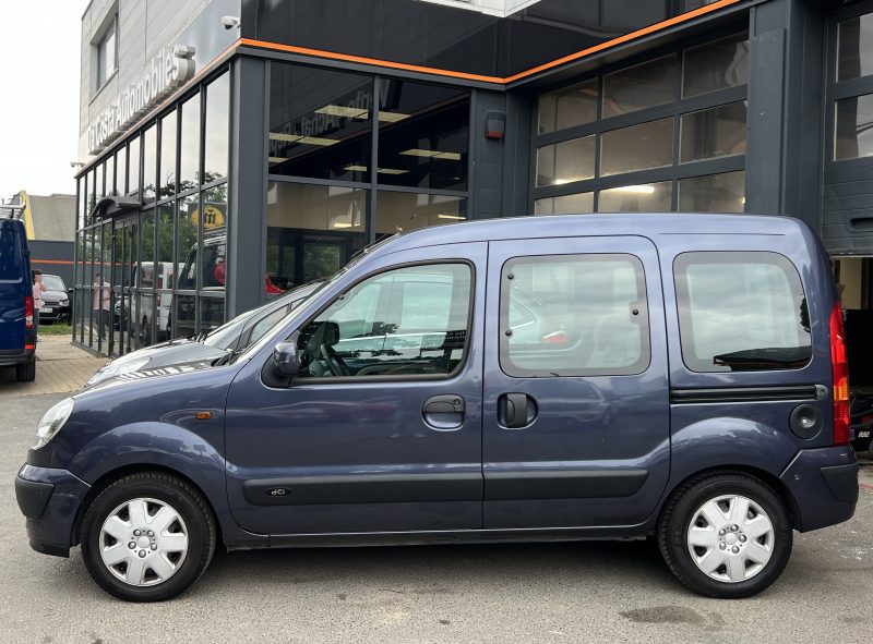 RENAULT KANGOO (2) TPMR 1.5 DCI 80 AMENAGE TRANSPORT HANDICAPE FAUTEUIL / 5 PORTES - GARANTIE 1 AN