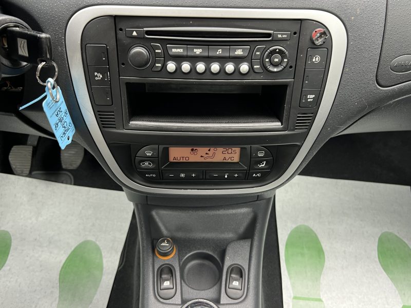 CITROEN C3 PHASE 2 EXCLUSIVE 1.6 HDI 110 Cv CLIMATISATION BLUETOOTH REGULATEUR 5 Pts - GARANTIE 1 AN