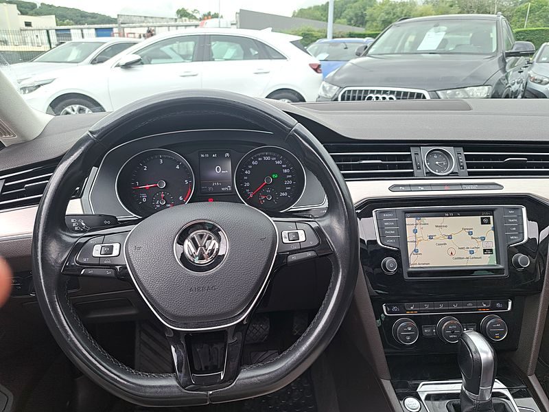 VOLKSWAGEN PASSAT B8  2015