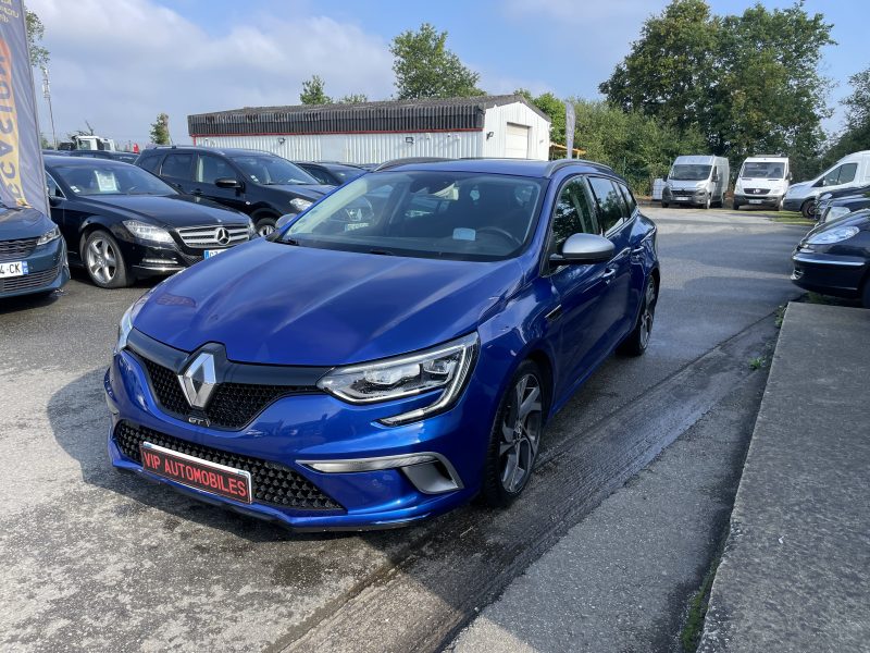 RENAULT MEGANE IV Estate GT 2017