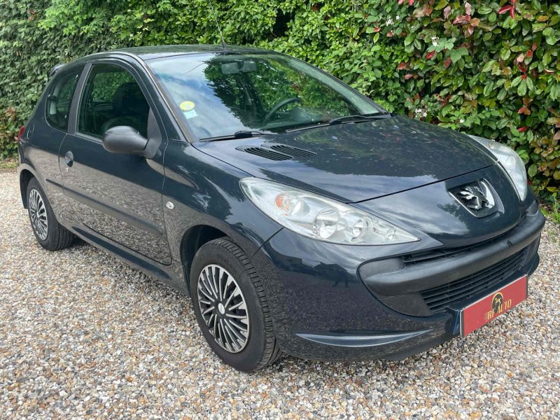 PEUGEOT 206+ 2010 1.4 i (75Ch)