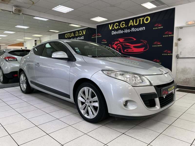 RENAULT MEGANE COUPE DCI 130CH FAP ECO2 PRIVILEGE