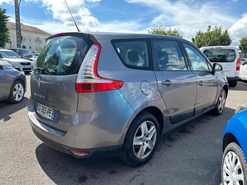 RENAULT Grand Scenic  2013