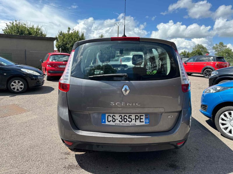 RENAULT Grand Scenic  2013