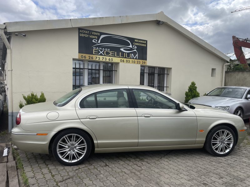 JAGUAR S-TYPE  2006