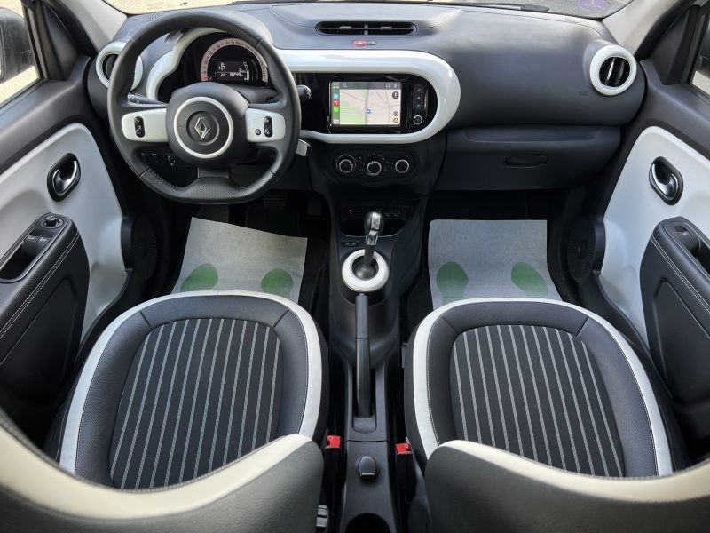 RENAULT TWINGO III PHASE 2 INTENS 0.9 TCE 95 1ERE MAIN BOITE AUTO APPLE CARPLAY CAMERA Garantie 1 an