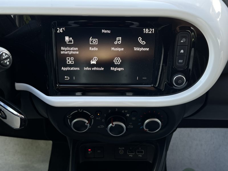 RENAULT TWINGO III PHASE 2 INTENS 0.9 TCE 95 1ERE MAIN BOITE AUTO APPLE CARPLAY CAMERA Garantie 1 an