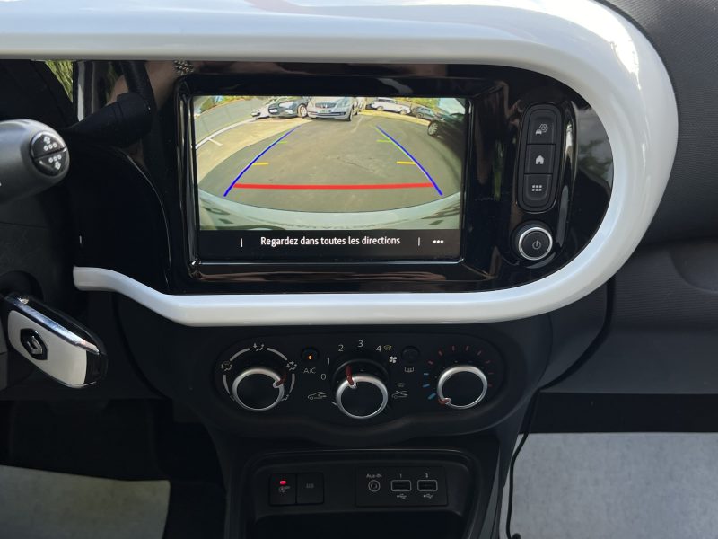 RENAULT TWINGO III PHASE 2 INTENS 0.9 TCE 95 1ERE MAIN BOITE AUTO APPLE CARPLAY CAMERA Garantie 1 an