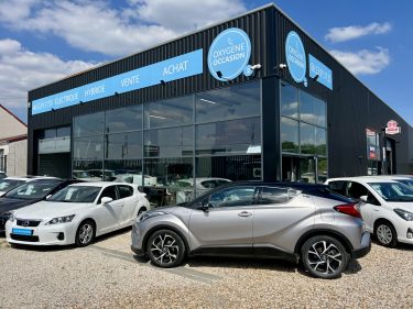 TOYOTA C-HR 1.8 HYBRID 122H GRAPHIC 2017