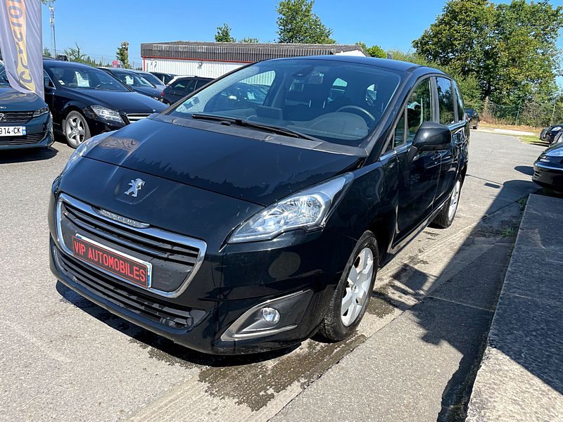 PEUGEOT 5008 2014