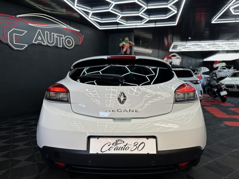 RENAULT MEGANE 2011