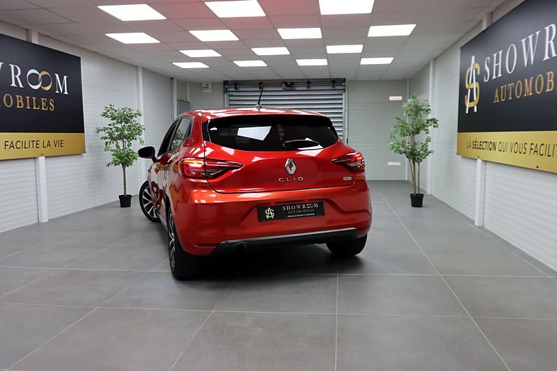 RENAULT CLIO 2019