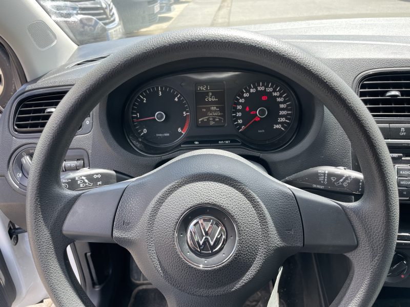 VOLKSWAGEN POLO V 2011