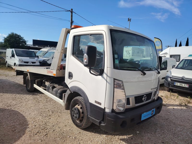 NISSAN CABSTAR 35c14 dépanneuse  plateau coulissant 2014