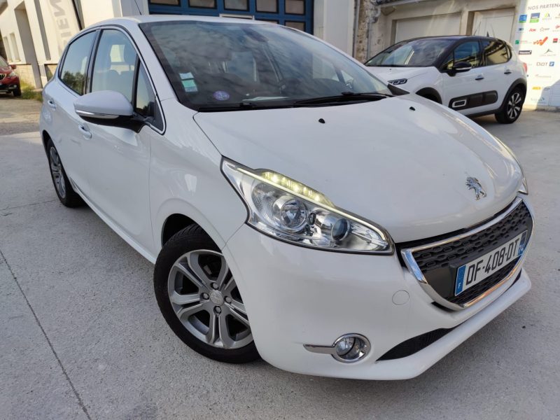 PEUGEOT 208 I 2012