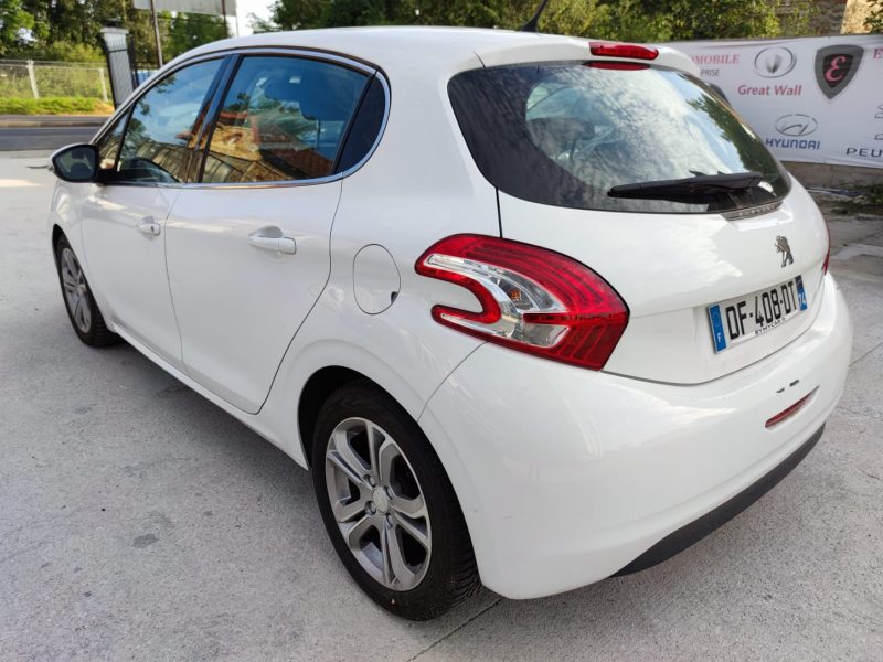 PEUGEOT 208 I 2012