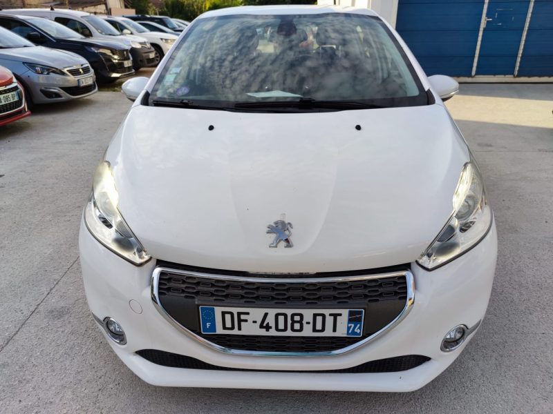 PEUGEOT 208 I 2012