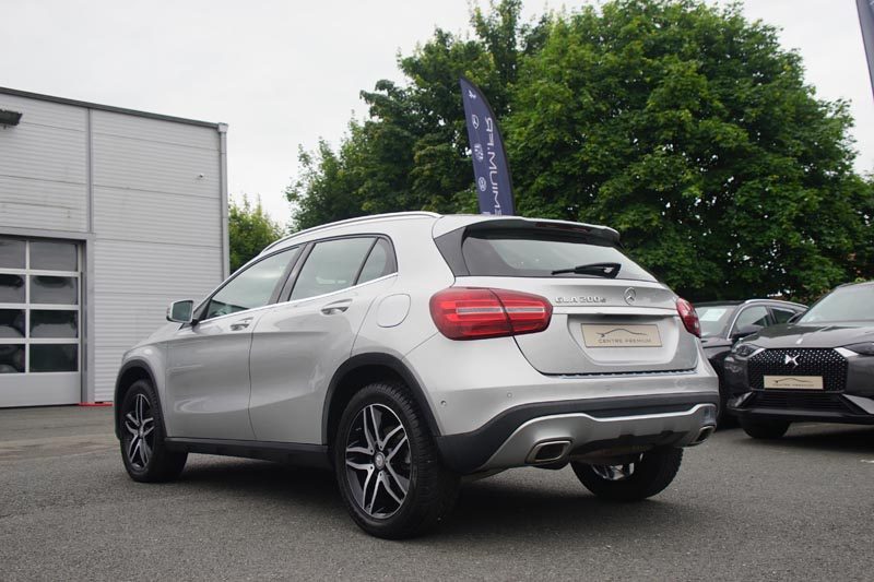 MERCEDES GLA 200D