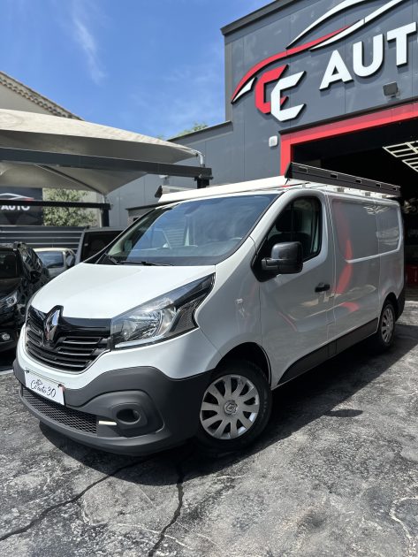 RENAULT TRAFIC 2017