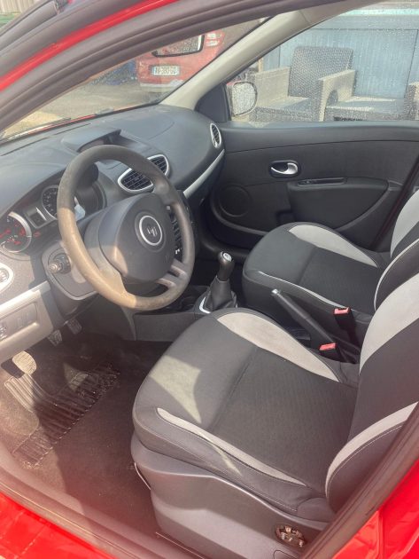 RENAULT CLIO III 2010