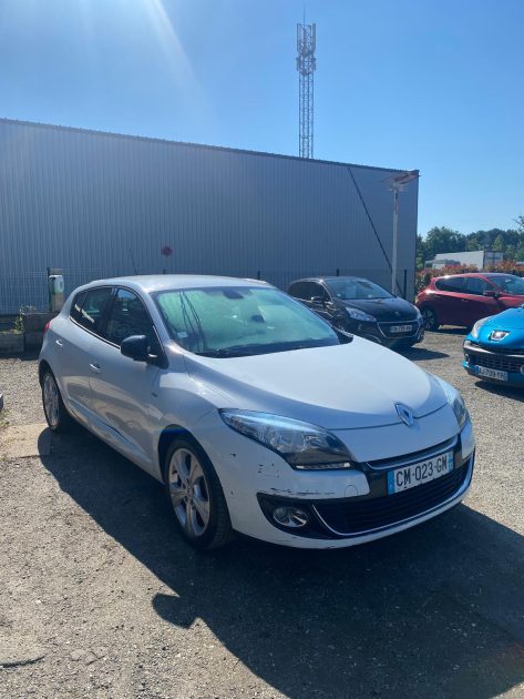 RENAULT MEGANE III BOSE 2012