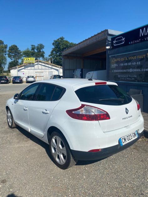 RENAULT MEGANE III BOSE 2012