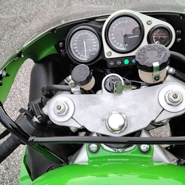 KAWASAKI ZX7R 1996