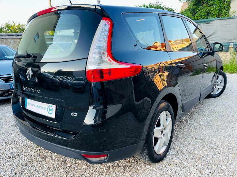 RENAULT SCENIC III 2013