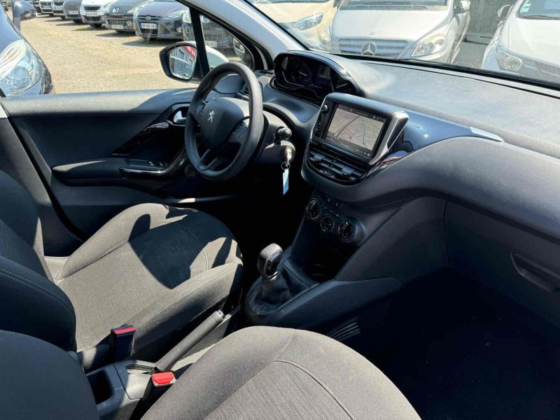 PEUGEOT 208 1.5 BLUEHDI