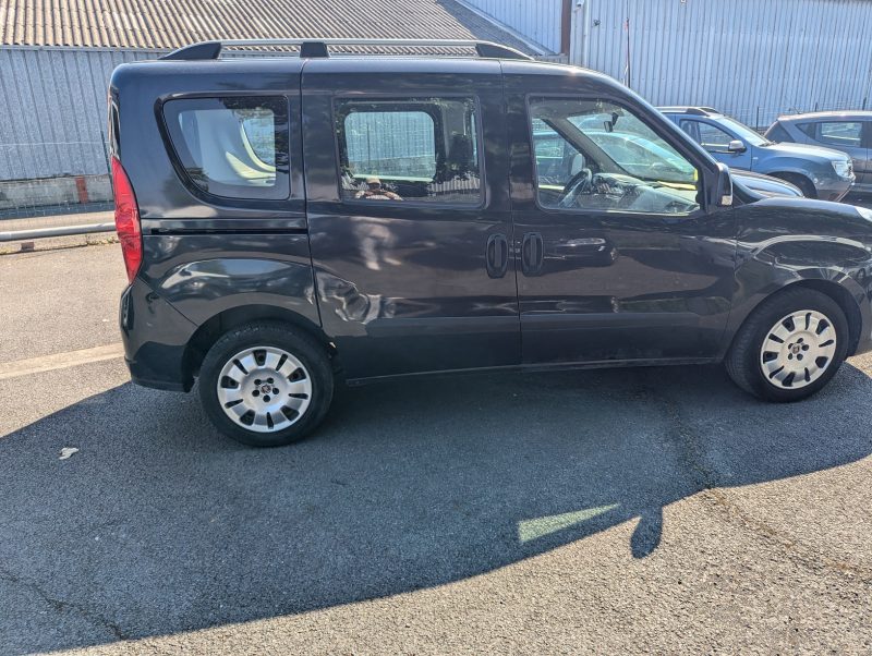 FIAT  DOBLO  2013 1.6 MULTIJET 90 CH 5 CV fiscaux