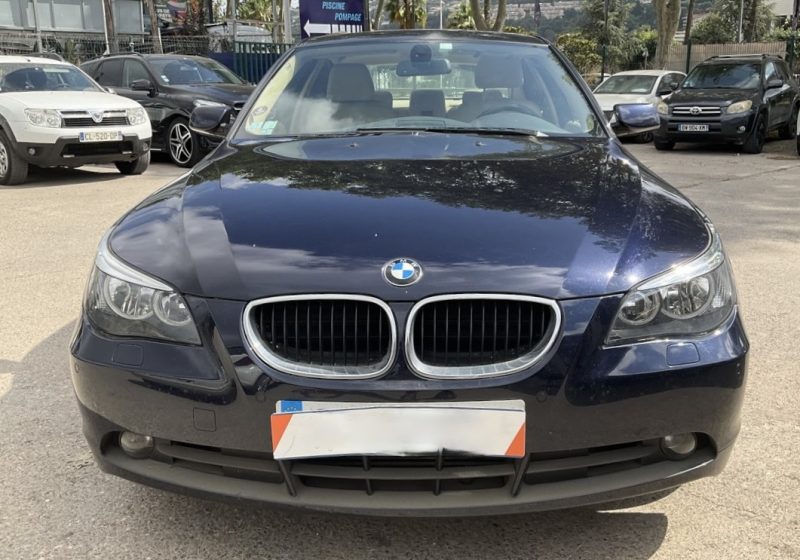 BMW SERIE 5 E60 LUXE 525D 2.5 6 CYLINDRES 177 1ERE MAIN BOITE AUTO CUIR TOIT OUVRANT - Garantie 1 an