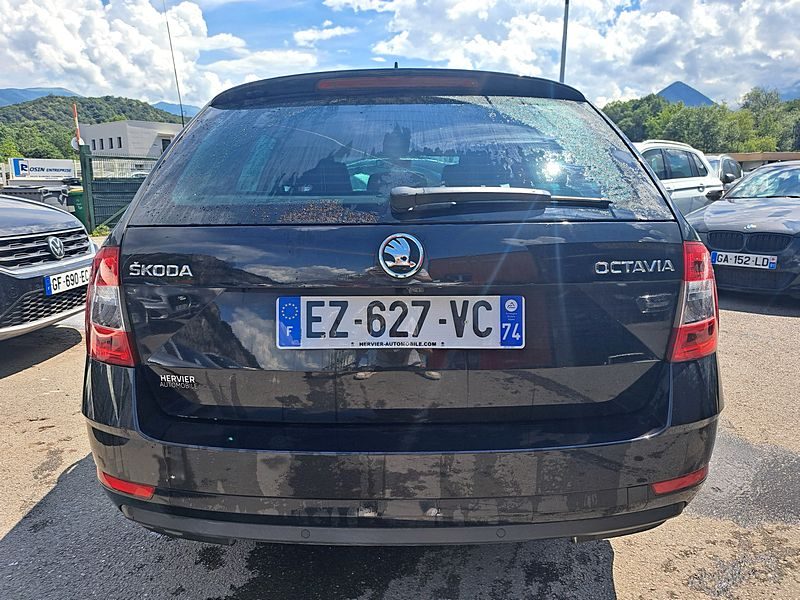 SKODA OCTAVIA COMBI   2018