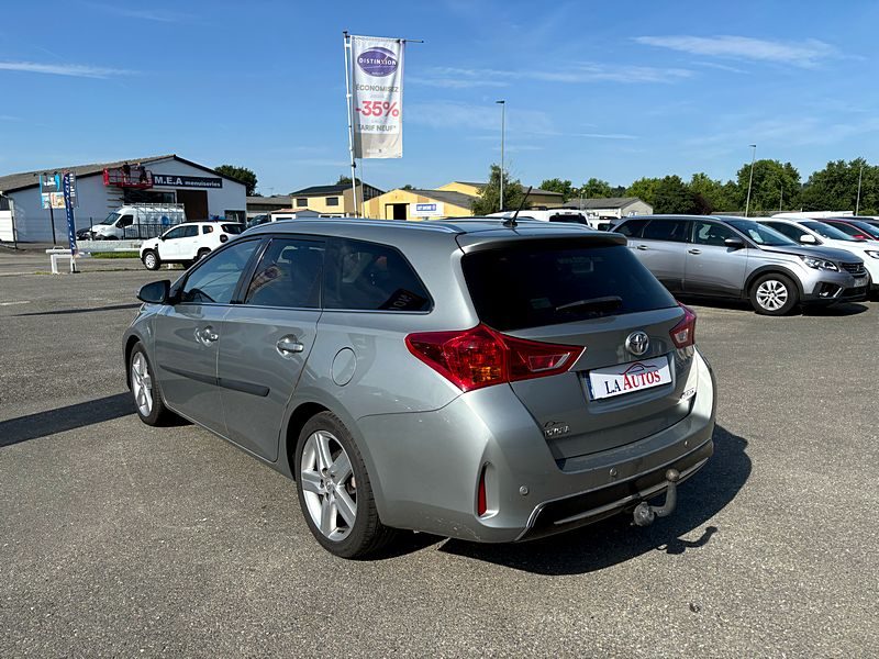 TOYOTA AURIS 2.0 D4D 125 cv DYNAMIC